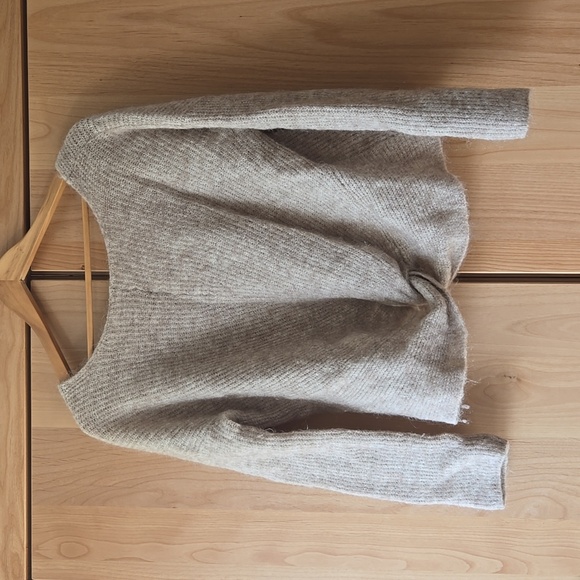 Sezane Sweaters - Sezane Zebulon Neutral Kid Mohair Blend Sweater, French Chic, Size Small